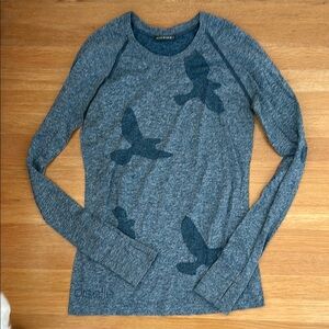 Oiselle Blue Fitted Long Sleeve “Fly” Top